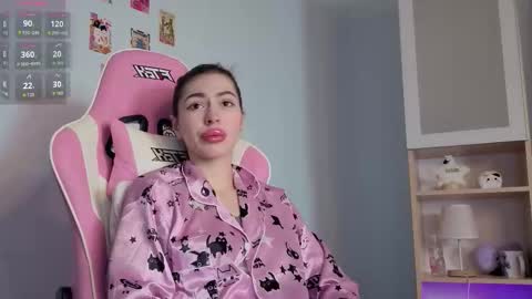 Snapshot of cleotwilight chatting on November 9, 9:18 am Cleo online show from November 9, 9:18 am