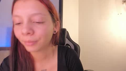 cleowhite_ online show from February 22, 8:18 pm