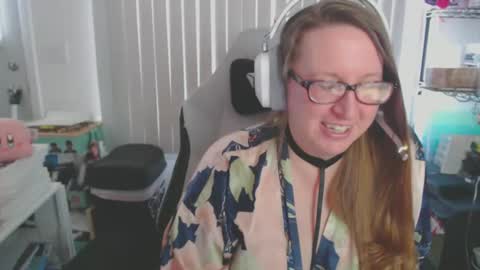 Snapshot of climaxfairy chatting on February 14, 6:29 pm Kate online show from February 14, 6:29 pm