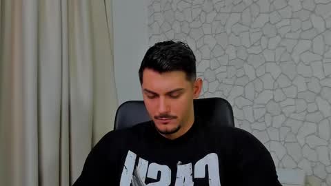 Snapshot of clintmasterss chatting on February 10, 5:36 am ClintMasterss online show from February 10, 5:36 am