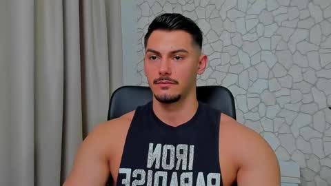 Snapshot of clintmasterss chatting on February 18, 6:37 am ClintMasterss online show from February 18, 6:37 am