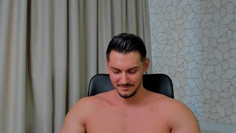 Snapshot of clintmasterss chatting on February 25, 9:09 am ClintMasterss online show from February 25, 9:09 am