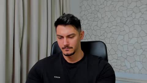 Snapshot of clintmasterss chatting on March 5, 5:40 am ClintMasterss online show from March 5, 5:40 am