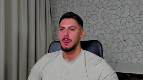 Snapshot of clintmasterss chatting on October 3, 4:53 am ClintMasterss online show from October 3, 4:53 am