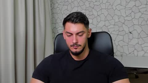 Snapshot of clintmasterss chatting on November 1, 5:09 am ClintMasterss online show from November 1, 5:09 am