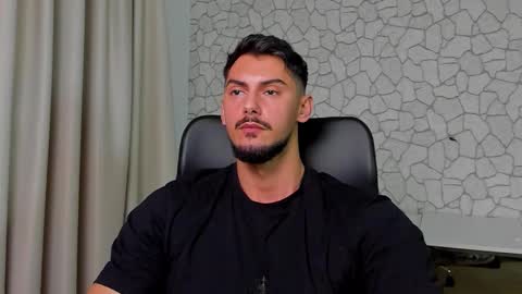 Snapshot of clintmasterss chatting on November 27, 5:42 am ClintMasterss online show from November 27, 5:42 am