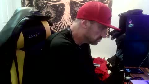 Snapshot of clintwood12 chatting on October 6, 12:02 pm chad online show from October 6, 12:02 pm