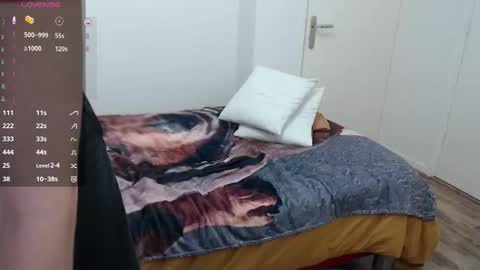 Syl  online show from November 17, 7:41 pm