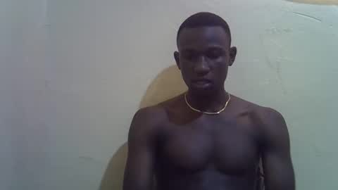 clive_damian online show from February 26, 12:37 pm