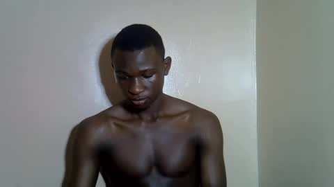 clive_damian online show from June 28, 2:56 pm