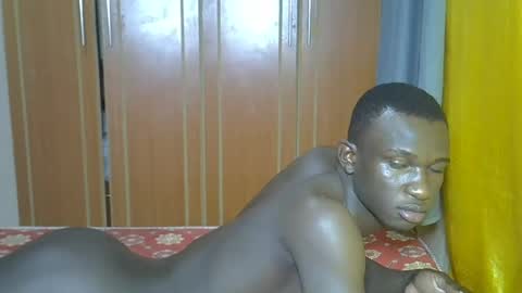 clive_damian online show from June 30, 8:10 pm