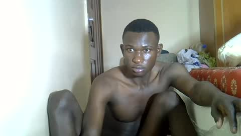 clive_damian online show from July 6, 10:12 pm