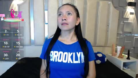 Snapshot of cloe16_ chatting on May 13, 5:43 pm Cloe online show from May 13, 5:43 pm