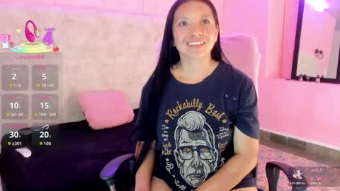 Snapshot of cloe16_ chatting on May 25, 8:53 am Cloe online show from May 25, 8:53 am