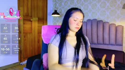 Snapshot of cloe16_ chatting on May 30, 8:17 pm Cloe online show from May 30, 8:17 pm