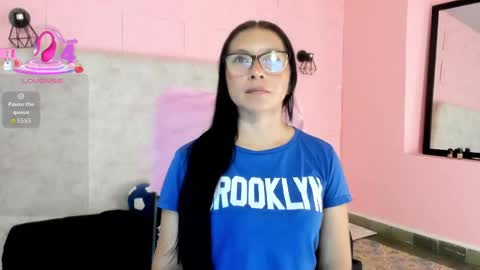 Snapshot of cloe16_ chatting on May 31, 7:59 pm Cloe online show from May 31, 7:59 pm