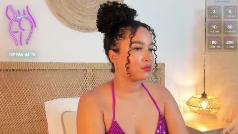 cloe_25 online show from November 2, 2:25 am