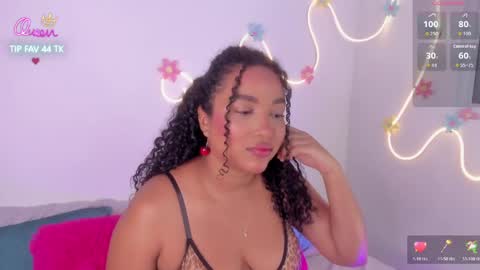 Snapshot of cloe_25 chatting on June 6, 2:38 am cloe_25 online show from June 6, 2:38 am