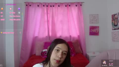 cloe_7 online show from March 19, 11:58 am
