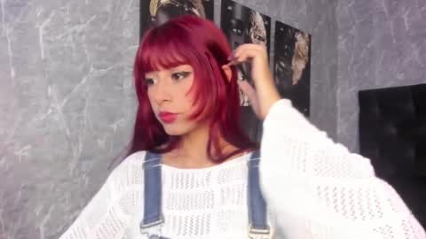 Snapshot of cloe__hills chatting on February 25, 11:30 am Cloe online show from February 25, 11:30 am