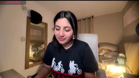 Snapshot of cloe_small08 chatting on September 11, 4:01 am cloe small online show from September 11, 4:01 am