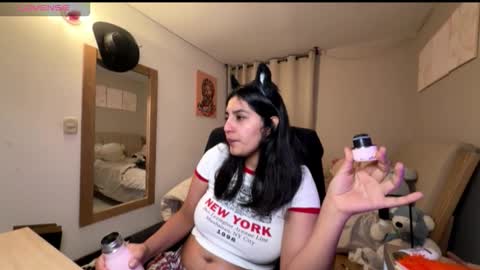 Snapshot of cloe_small08 chatting on October 29, 4:37 am cloe small online show from October 29, 4:37 am