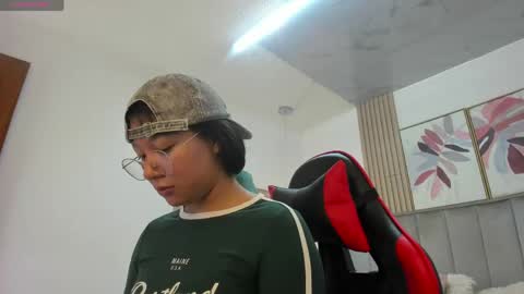 Snapshot of cloe_x_billy chatting on June 5, 2:01 pm Cloe x Billy online show from June 5, 2:01 pm