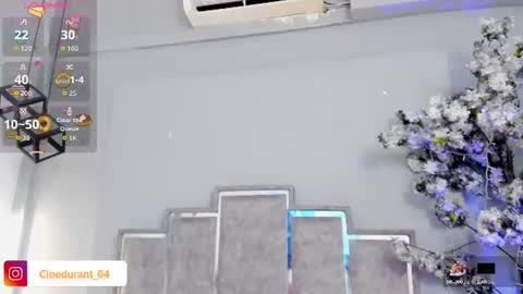 Snapshot of cloedurant chatting on July 23, 8:29 pm cloedurant online show from July 23, 8:29 pm