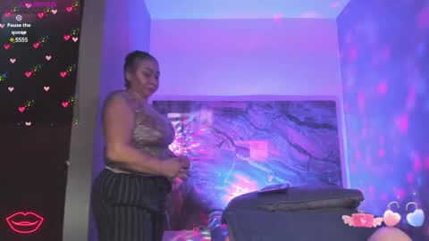 Snapshot of cloee_rabbyt chatting on January 28, 11:17 am CLOE online show from January 28, 11:17 am