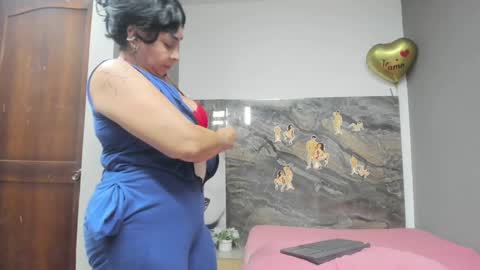 Snapshot of cloee_rabbyt chatting on February 5, 6:04 pm CLOE online show from February 5, 6:04 pm