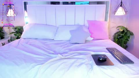 Snapshot of cloeharp chatting on January 16, 2:41 pm Cloe Harp online show from January 16, 2:41 pm