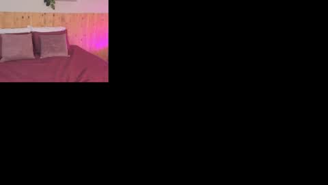 Snapshot of cloehsmiith chatting on November 11, 11:21 am Chloe Smith online show from November 11, 11:21 am