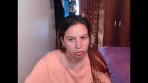 Snapshot of cloepregnant25 chatting on February 25, 1:10 pm cloepregnant25 online show from February 25, 1:10 pm