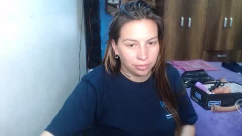 Snapshot of cloepregnant25 chatting on March 30, 8:32 pm cloepregnant25 online show from March 30, 8:32 pm