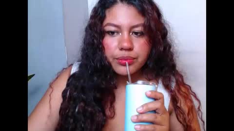 Snapshot of cloestron chatting on March 26, 3:01 am Cloe Stron online show from March 26, 3:01 am