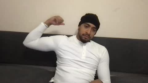 closedcasketcouple online show from January 18, 7:23 am