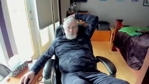 Snapshot of cloudalert62 chatting on March 9, 4:55 pm cloudalert62 online show from March 9, 4:55 pm