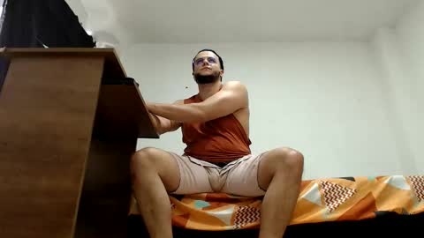 cloudsfunxxx online show from May 2, 4:01 pm
