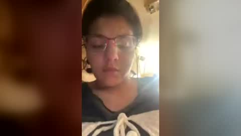 Snapshot of cloudybxtch69 chatting on July 12, 1:51 am cloudybxtch69 online show from July 12, 1:51 am