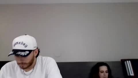 tallhungandcloudy online show from April 24, 10:12 pm
