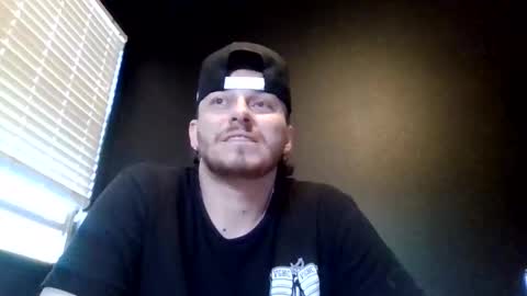 Snapshot of cloudyydayzz chatting on May 11, 1:28 pm tallhungandcloudy online show from May 11, 1:28 pm