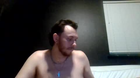 Snapshot of cloudyydayzz chatting on June 15, 6:37 am tallhungandcloudy online show from June 15, 6:37 am