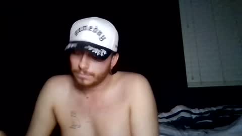Snapshot of cloudyydayzz chatting on June 18, 9:14 am tallhungandcloudy online show from June 18, 9:14 am