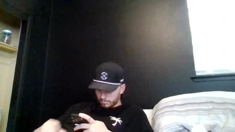Snapshot of cloudyydayzz chatting on June 26, 3:16 pm tallhungandcloudy online show from June 26, 3:16 pm