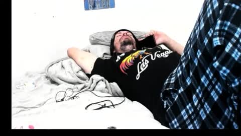 Snapshot of cloudyystarr666 chatting on October 5, 10:18 pm cloudyystarr666 online show from October 5, 10:18 pm