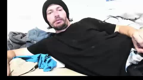 Snapshot of cloudyystarr666 chatting on October 17, 10:07 am cloudyystarr666 online show from October 17, 10:07 am