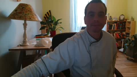Snapshot of clouplefun chatting on December 6, 7:54 am clouplefun online show from December 6, 7:54 am
