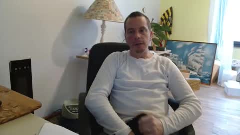 Snapshot of clouplefun chatting on September 25, 6:39 am clouplefun online show from September 25, 6:39 am