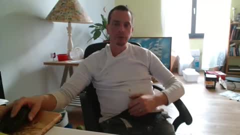 Snapshot of clouplefun chatting on September 27, 6:29 am clouplefun online show from September 27, 6:29 am