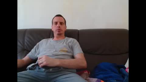 Snapshot of clouplefun chatting on October 8, 11:41 am clouplefun online show from October 8, 11:41 am